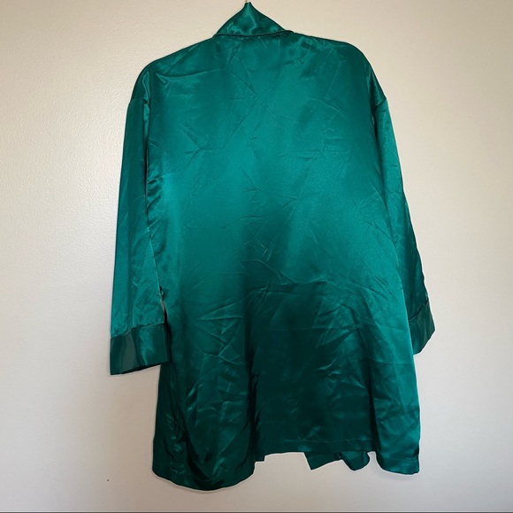 Victoria’s Secret Gold Label Vintage Green Kimono NWT missing belt - Picture 5 of 6